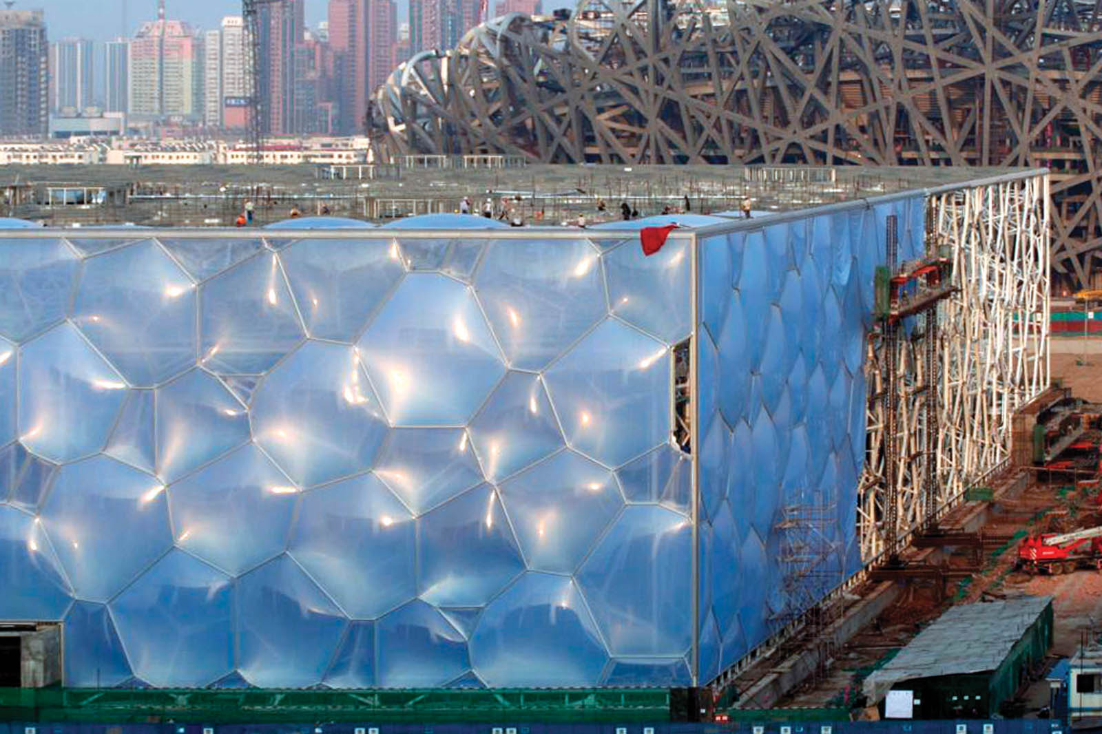 Вода куб в омске. Национальный плавательный комплекс в Пекине. Пекинский национальный плавательный комплекс «водяной куб». Водный куб (Water Cube), Пекин. Национальный плавательный комплекс (Пекин, Китай).